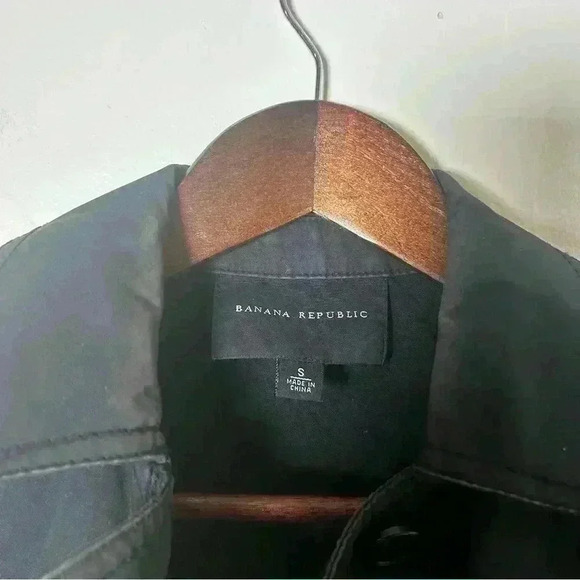 Banana Republic Short Trench Coat - Picture 5 of 5